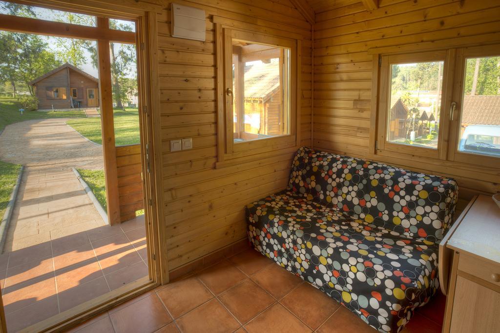 Camping Cachadelos Otel Sanxenxo Oda fotoğraf